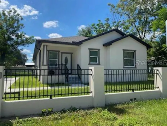 Popular LINCOLN HEIGHTS Real Estate