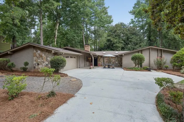Popular Somerset Real Estate