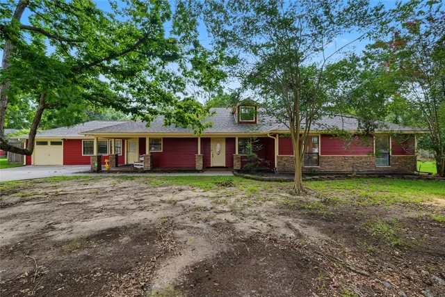Popular North Woods 2 Real Estate