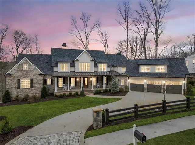 Popular Blue Valley Liberty Grove Real Estate