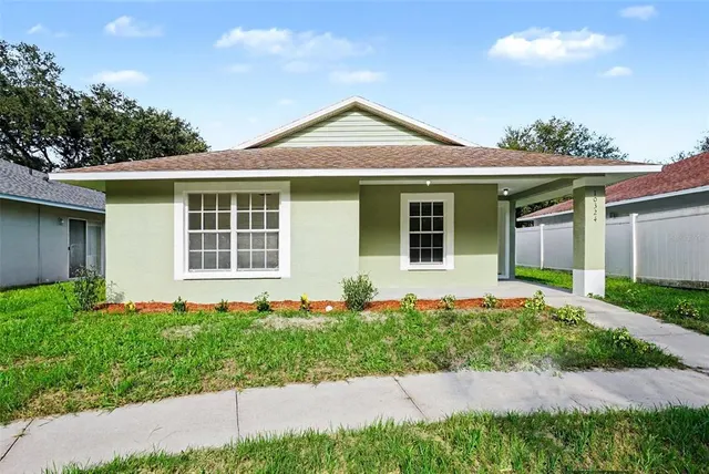 Popular SUMMERVIEW OAKS SUB Real Estate