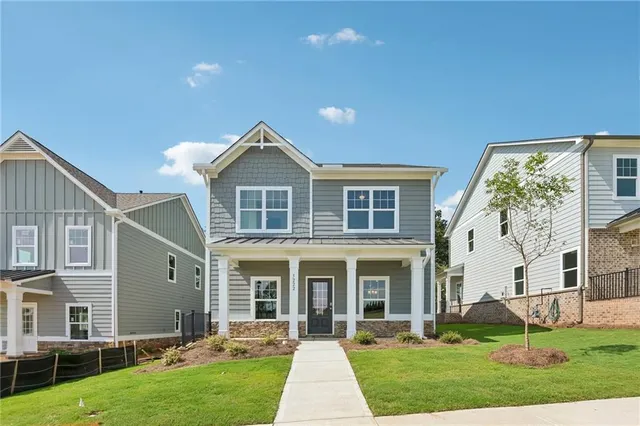 Popular Magnolia Trace Real Estate