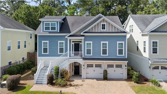 Popular Creekside Cottages Real Estate