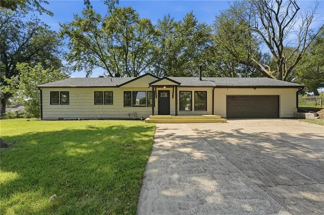 Expensive Chapel Valley Extension Real Estate