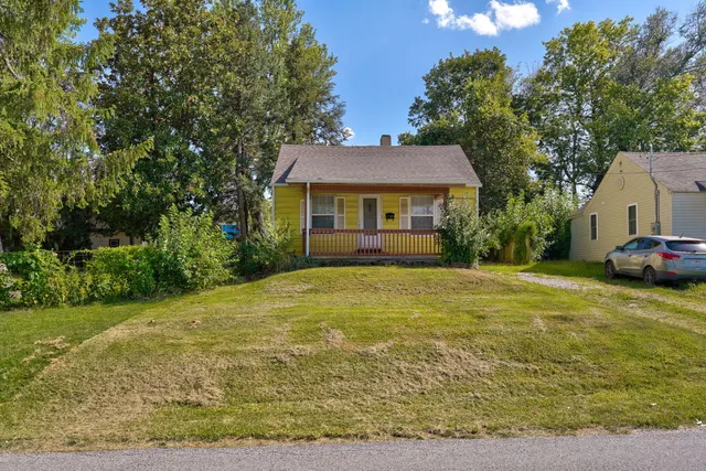 Popular Green Hills Real Estate