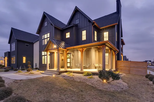 Popular Orange Real Estate