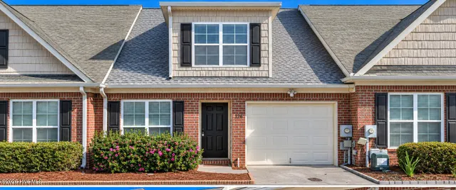 Cheap Grove Landing Real Estate