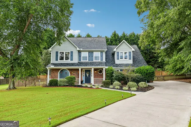 Popular Springdale Trace Real Estate