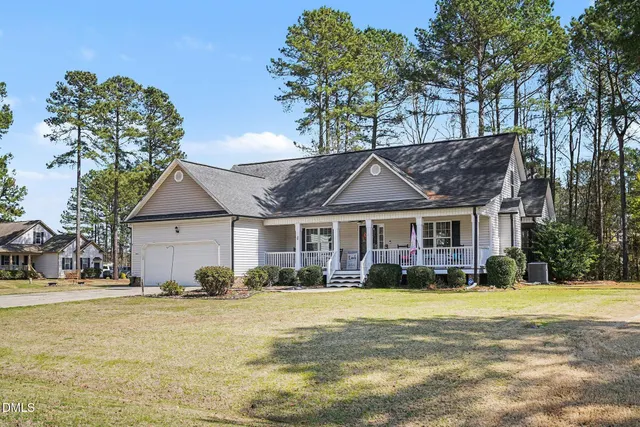 Popular Maplewood Run Real Estate