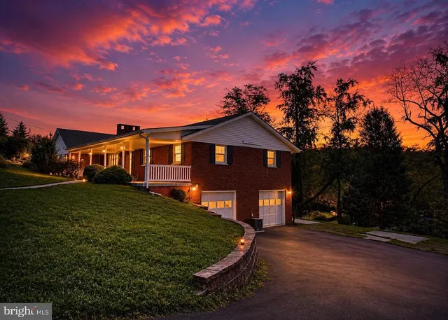 Expensive Lavale Gardens Real Estate