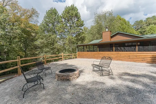 Popular Gold Branch Estates Real Estate