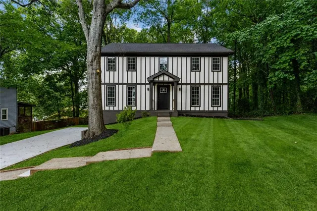 Popular Hunters Walk Real Estate