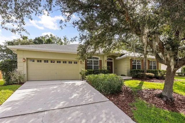 Popular OAKGLEN ESTATES Real Estate