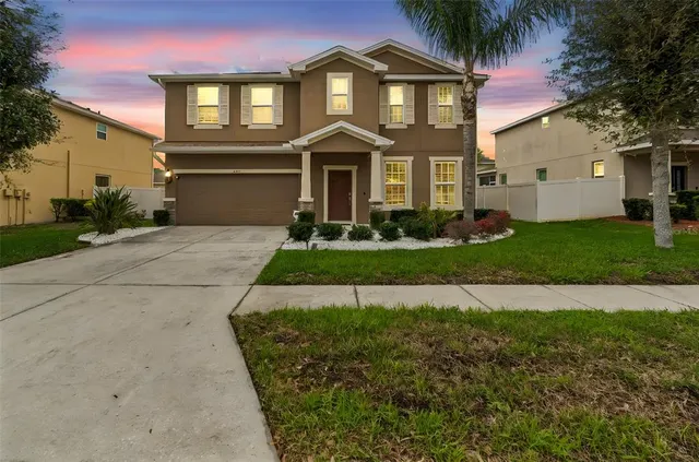 Popular TEN OAKS Real Estate