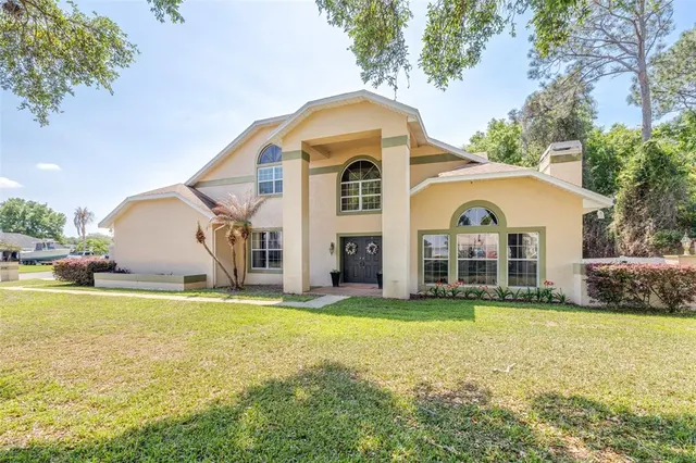Popular ARIETTA POINT Real Estate
