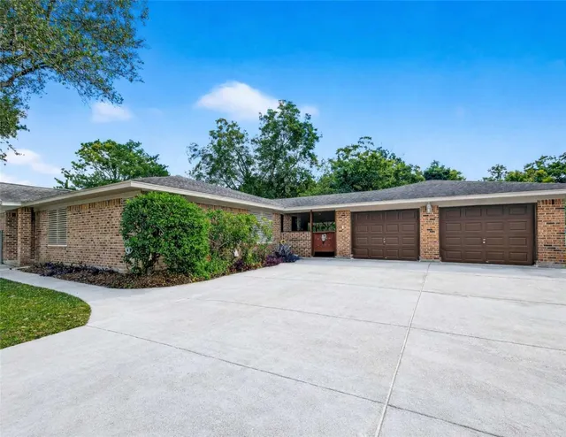 Popular Vento Real Estate