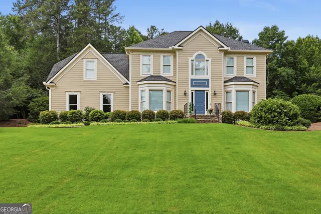 Cheap Royal Lakes Real Estate