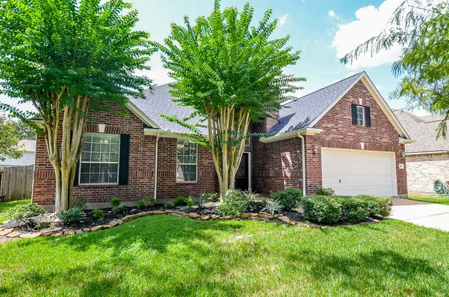 Popular Northlake Forest Real Estate
