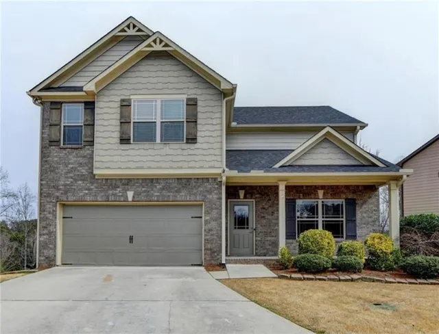 Popular CASTLEBERRY HILLS PH 1 Real Estate