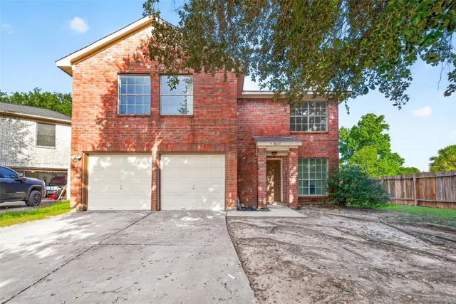Expensive Autumn Run Sec 02 Real Estate