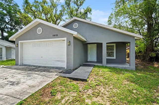 Popular TAMPA GARDENS Real Estate