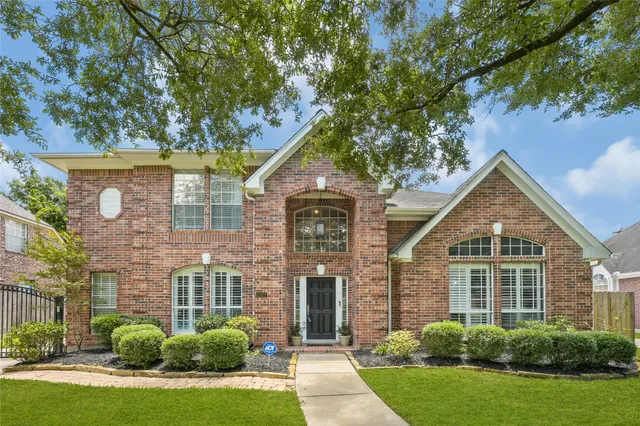 Popular Green Trails Park Sec 03 Real Estate