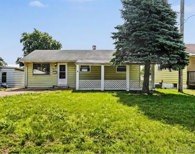 Popular Glasgow Village Unit 14 Real Estate