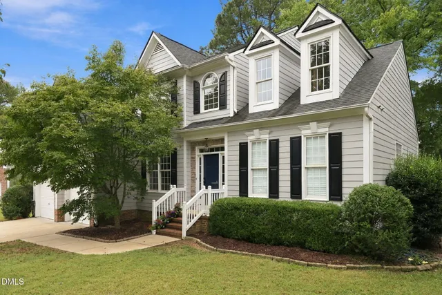Popular Oakhurst Real Estate