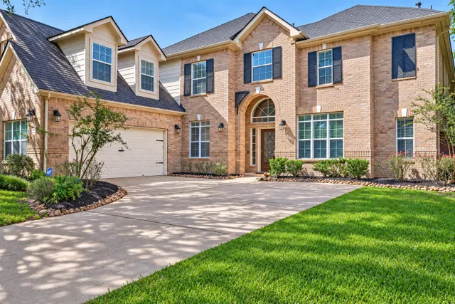 Expensive Orchard Lake Estates Real Estate