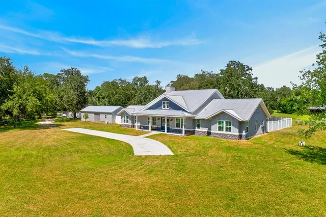 Popular LAKEWOOD ACRES Real Estate