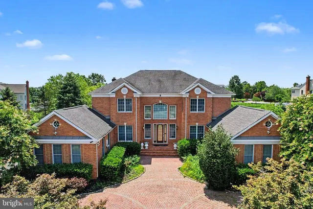 Popular Loudoun Valley Estates Real Estate