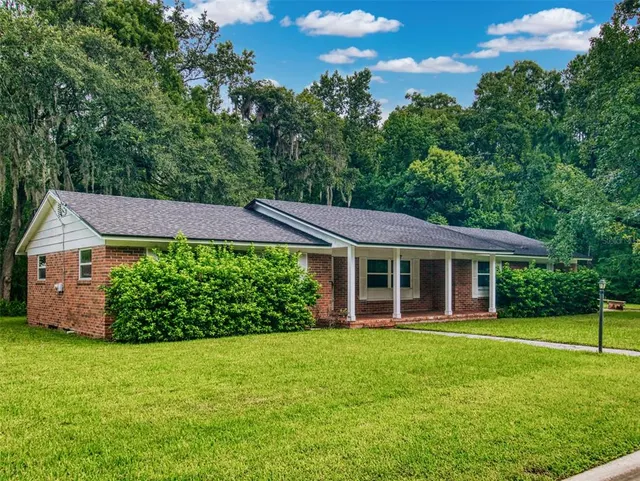 Popular ORANGE PARK MANOR Real Estate
