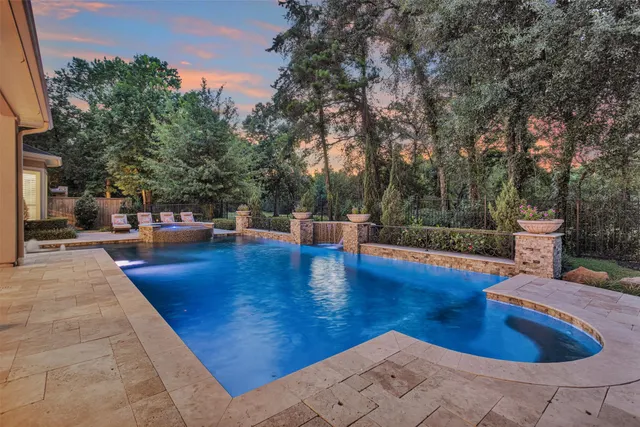 Popular Woodforest 17 Real Estate