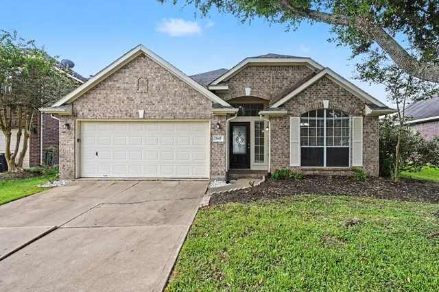 Popular Pecan Lakes Sec 1 Real Estate
