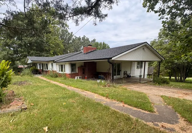 Popular Macomb Real Estate