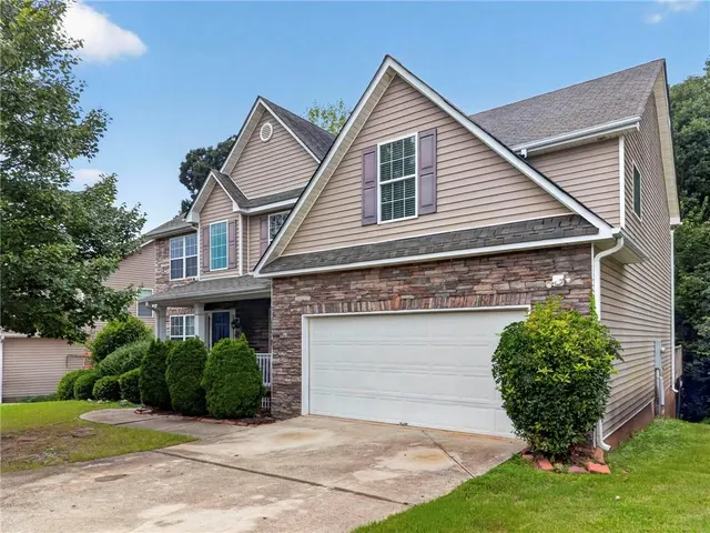 Popular Saddlebrook Farm Real Estate