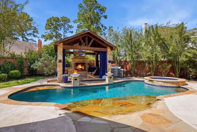 Popular Kings Point Village Sec 08 Real Estate