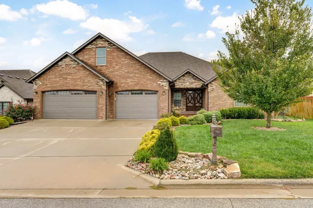 Popular Kanata Lea Real Estate