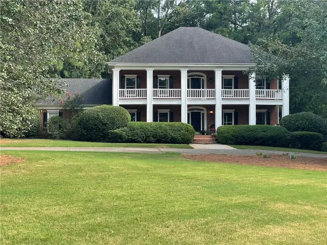 Expensive Irwin Place Real Estate