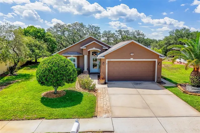Popular MEADOW OAKS Real Estate