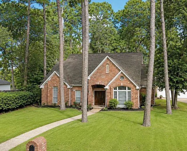 Popular Northampton Sec 08 Real Estate