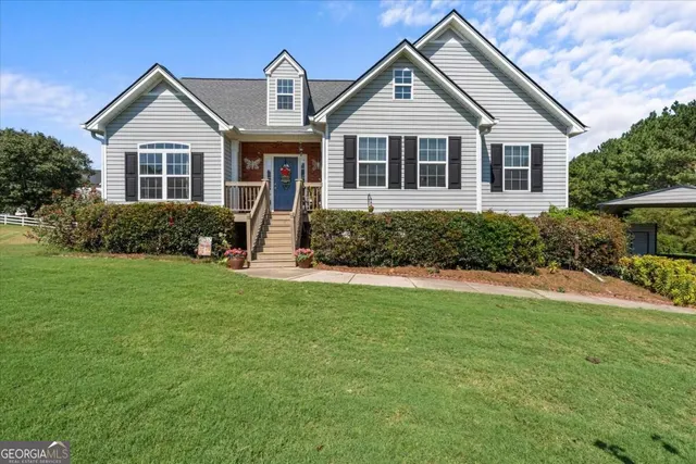 Popular Cambridge Point Real Estate