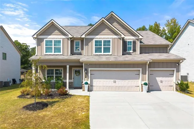 Popular Eleanora Real Estate