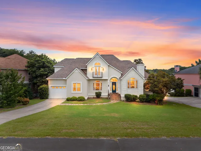 Popular On The Pond Real Estate