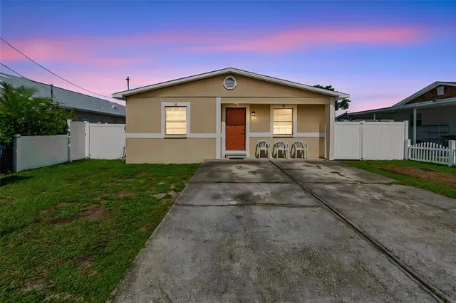 Cheap Homelands Real Estate