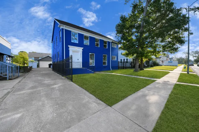 Popular North Macgregor Oaks Real Estate
