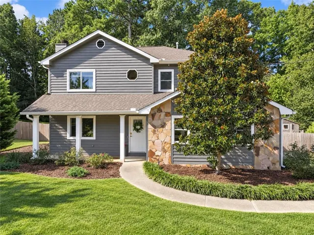 Popular Plantation Gate Real Estate