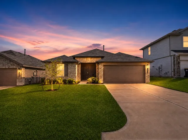 Popular Summerwood Trls Real Estate