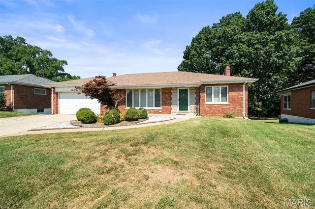 Popular Sunset Hills Estates 2 Real Estate