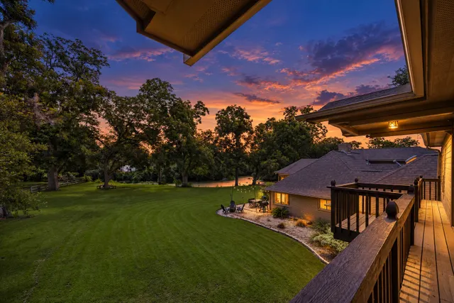 Popular PECAN LAKE Real Estate
